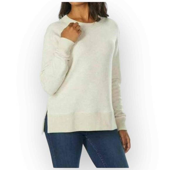 NWT Kirkland Signature Women’s Crew Neck Sweatshirt Oatmeal Size Large - Picture 1 of 3